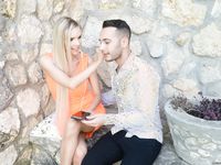 Florane Russel - Blondă sexy