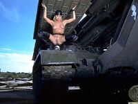 Silvia Saint fata soldat