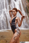 Primul dp porno al lui Little Dragon