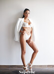 Natalia Bruni a fulllos milf