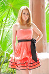 Lui Mae Olsen ii place dildo-ul mare