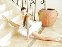 Claire, balerina sexy