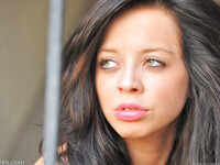 Aurora Monroe fata sexy cu părul negru