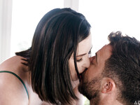 Casey Calvert își fute păsărica