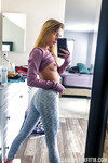 Natalie Knight, tipa blondă foarte sexy
