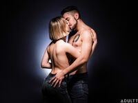 Kristen Scott - Sex senzual