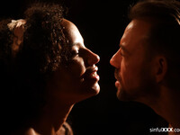 Sexul romantic al lui Romy Indy