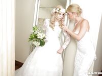 Young Bride Lexi Lore Hard Share Coada cu Mostoha