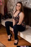 Vulpea tentantă Natasha Nice ajunge la orgasm cu coada lui Johnny Castle