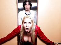Uimitor lift în trei nenorocit Vanessa Cage