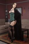 Halloween fierbinte milf dracu 'în camera de zi