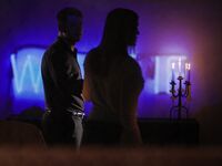 Sex în trei fierbinte cu Alexis Crystal şi temperamentul lui Kitana Lure cu părul negru