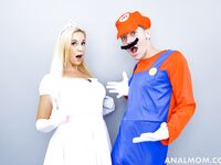Anal-iubit mama Sophia. West devine futut greu în pat