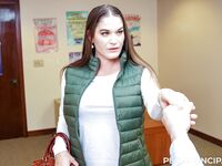 Buja Millf Kendra Heart futut directorul fiului său