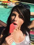 Adriana Chechik - Păsărica porno sexy
