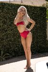 Elsa Jean - Adolescentă sexy