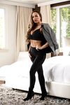 Abigail Mac și Lena Paul - Boo Girls