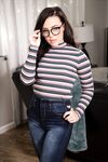 Gina Valentina și Whitney Wright se ling una pe cealaltă