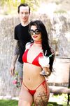 Gina Valentina și tipul tatuat