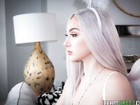 Dylann Vox tânjește după sculă