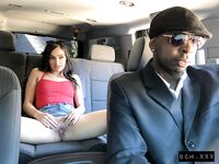 Emily Willis și șoferul negru