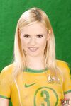 Yasmine Gold, fata sexy din fotbal
