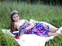 Lara Sugar - MetArt