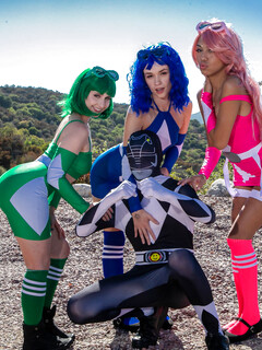 Cosplayes babes futute
