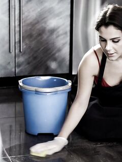 Valentina Nappi primeşte o păsărică maro de la iubitul ei bărbos