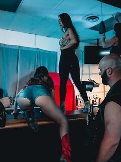 Lena Paul - Fucking în club