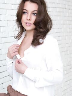 Nikia A - MetArt